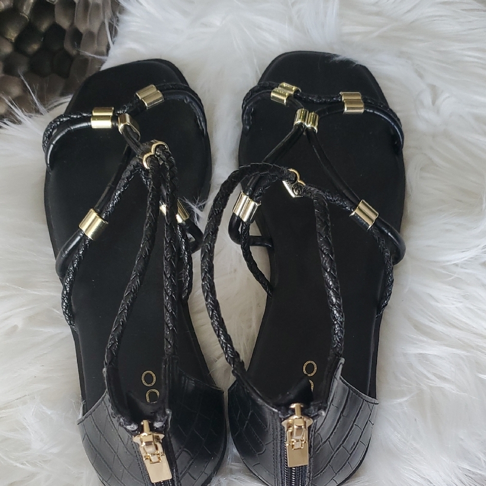 Aldo Black Sandals with Gold Accents Size 8.5 - Picture 5 of 14